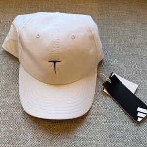 🆕 White Adidas Telluride, CO women’s hat
